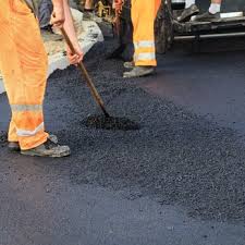 Best Driveway Snow Removal Preparation  in Archbald, PA